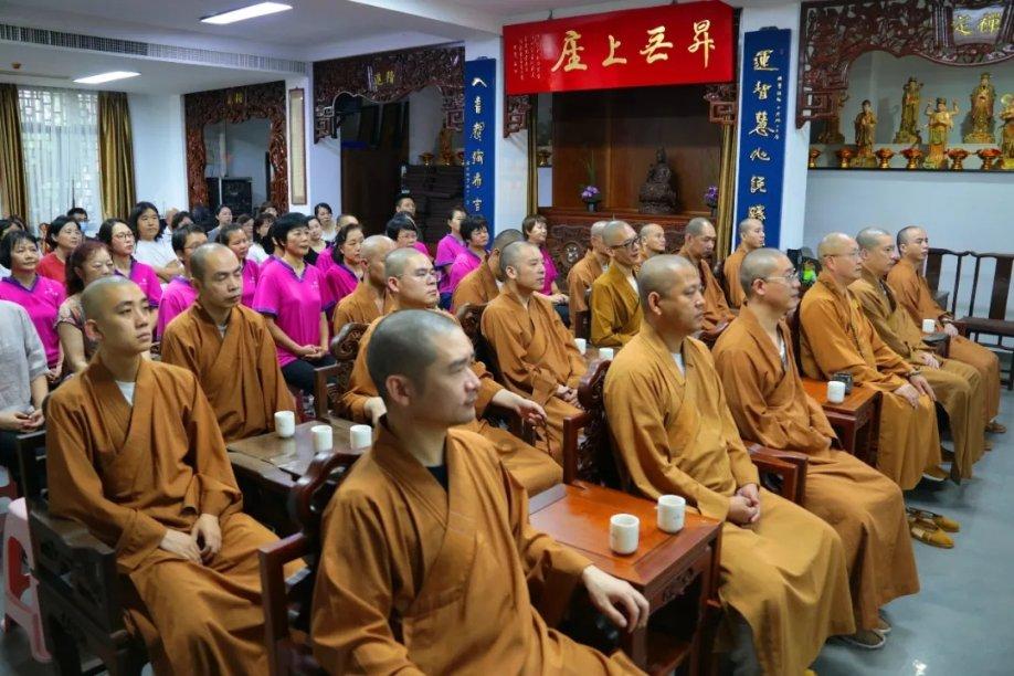 菏泽华厦眼科医院将于1月27日举办迎新春摘镜分享会